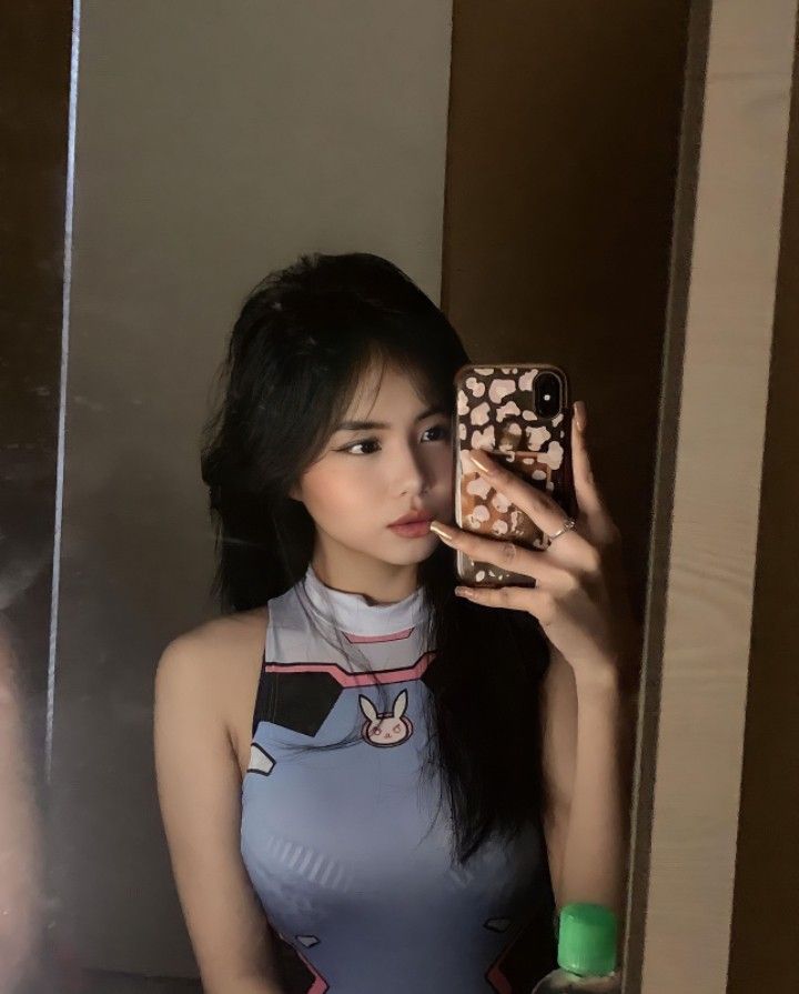 Lolly added a photo of their purchase